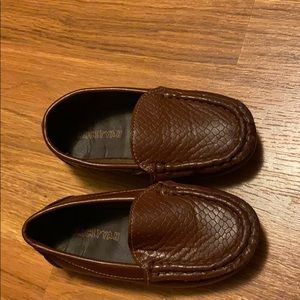 Boys dress shoes,